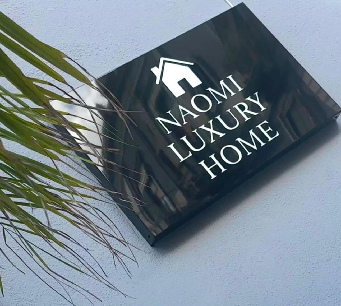 Naomi Luxury Home CTA Exterior foto
